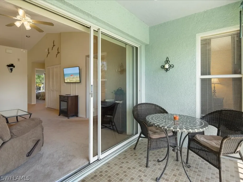 185 Grand Oaks Way Naples FL 34110