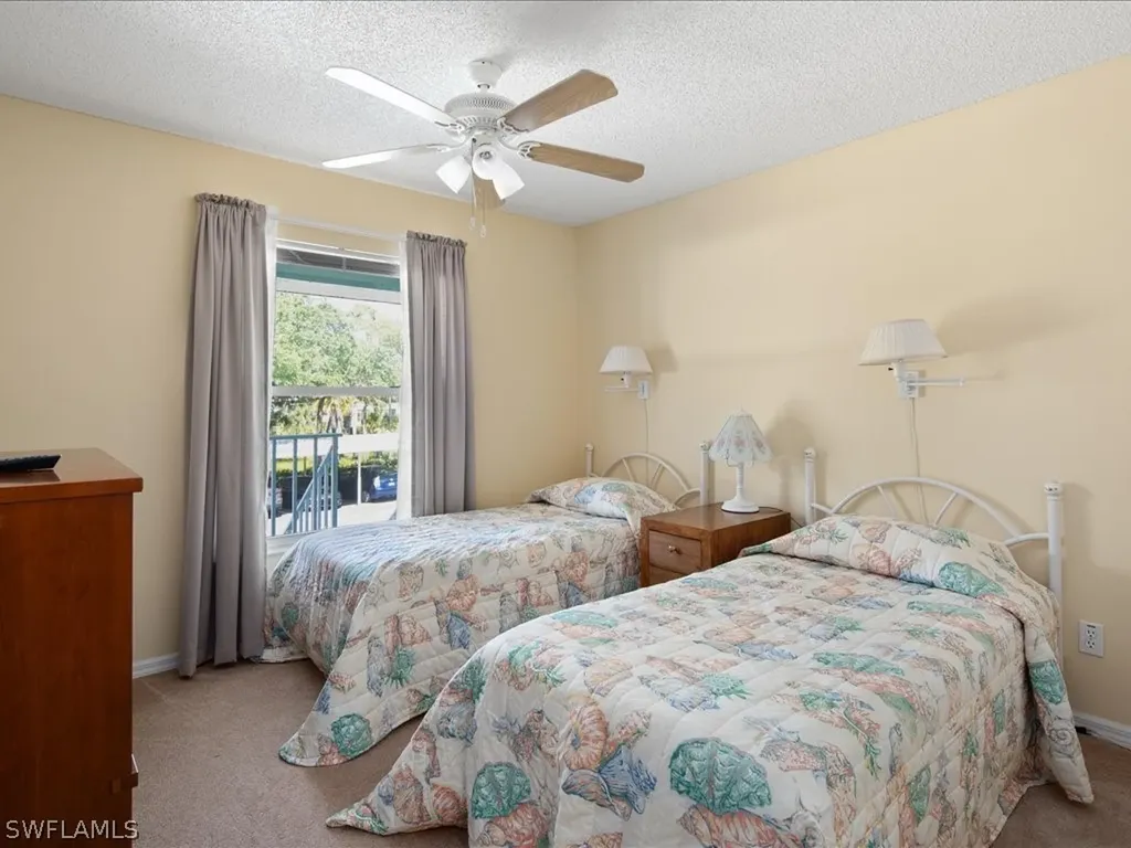 185 Grand Oaks Way Naples FL 34110