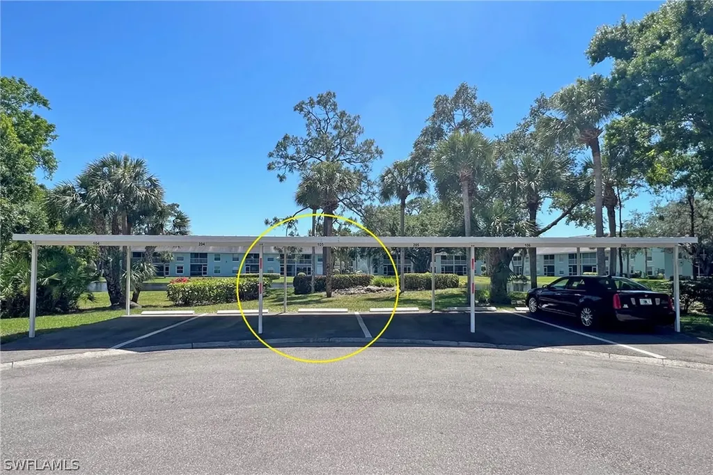 185 Grand Oaks Way Naples FL 34110