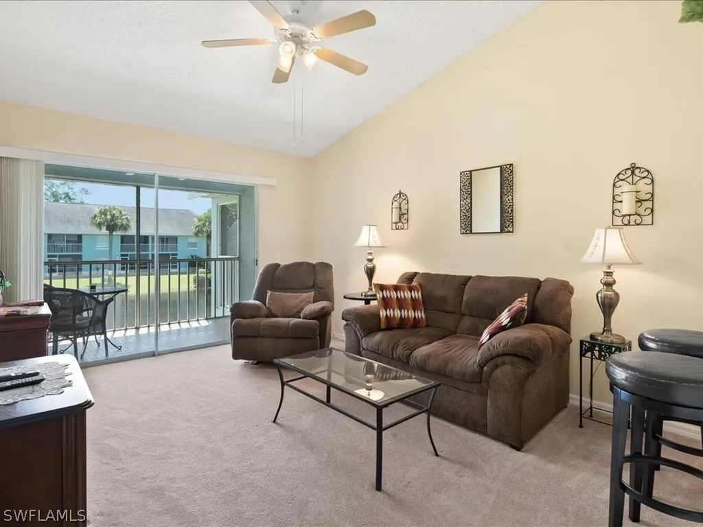 185 Grand Oaks Way Naples FL 34110
