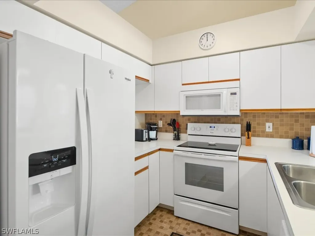 185 Grand Oaks Way Naples FL 34110