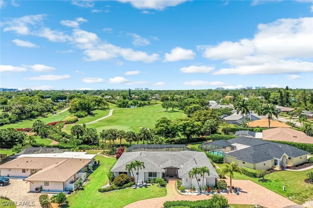 489 Cypress Way E Naples FL 34110