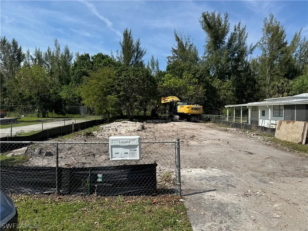 116 Jeepers Drive Naples FL 34112