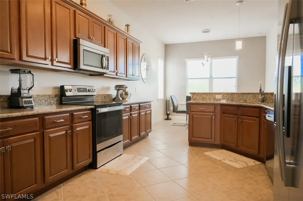 7877 Clemson Street Naples FL 34104