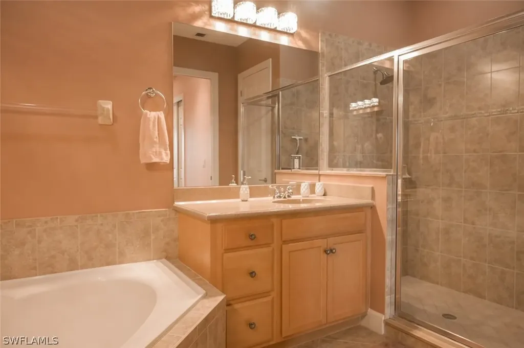 7877 Clemson Street Naples FL 34104
