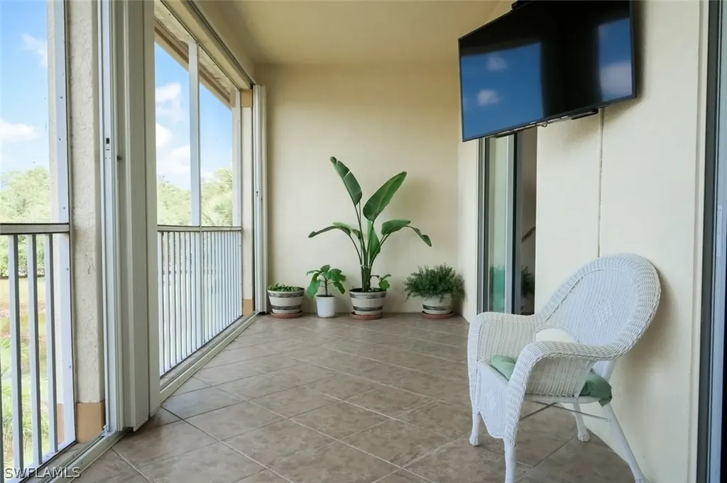 7877 Clemson Street Naples FL 34104