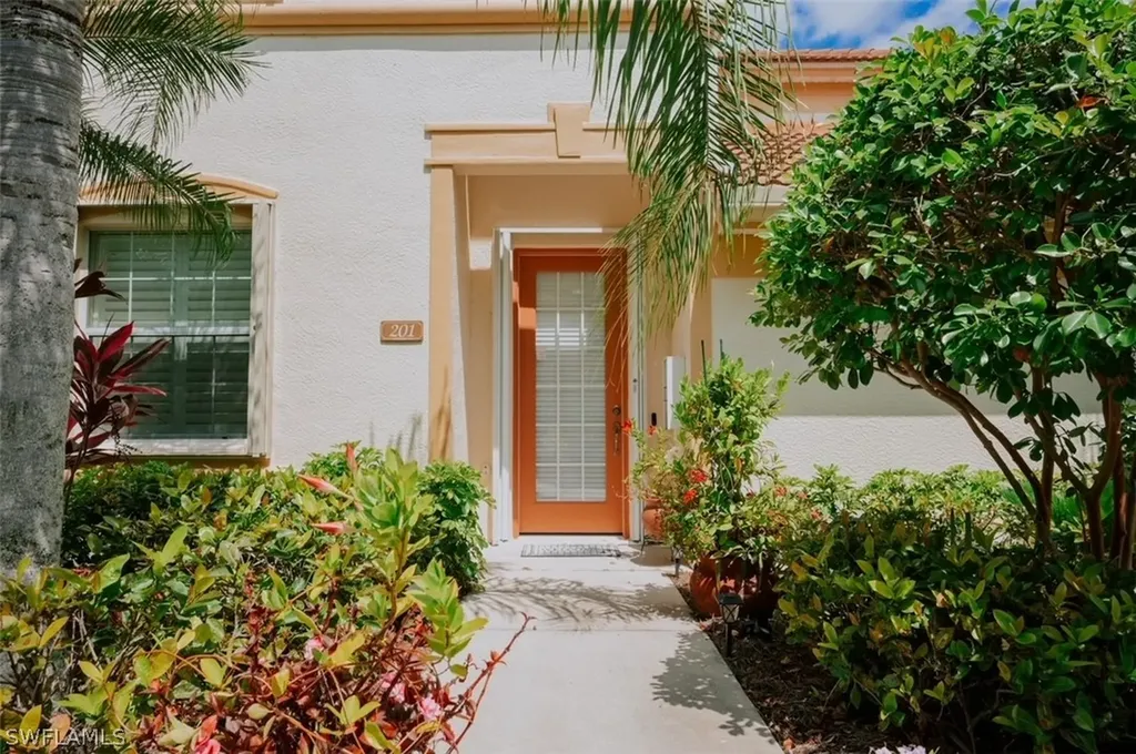 7877 Clemson Street Naples FL 34104