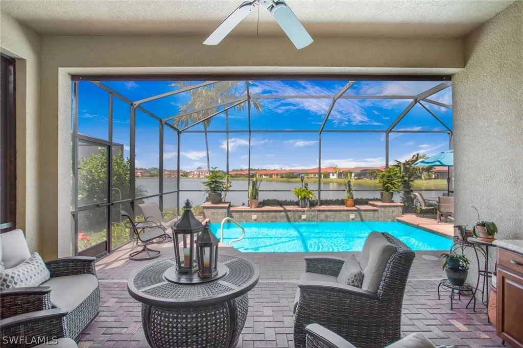 1461 Lucena Lane S Naples FL 34113