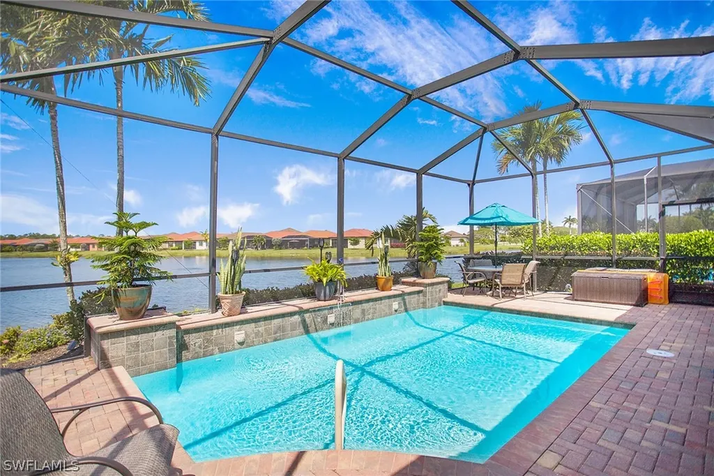 1461 Lucena Lane S Naples FL 34113