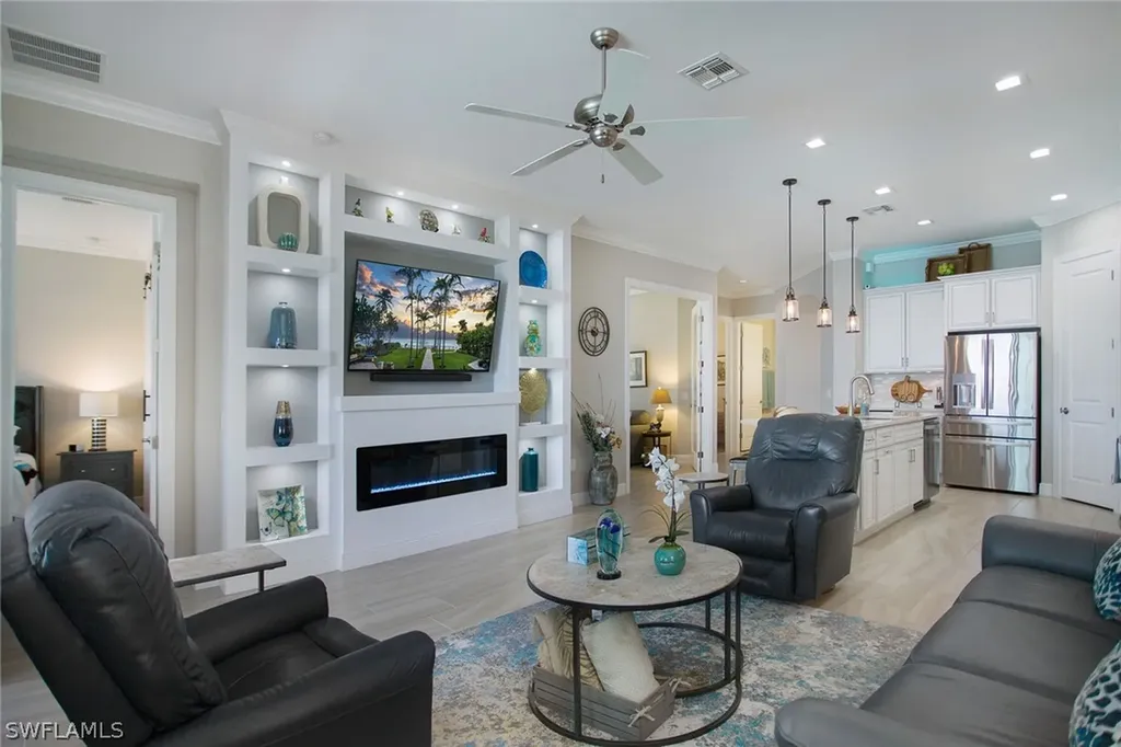1461 Lucena Lane S Naples FL 34113