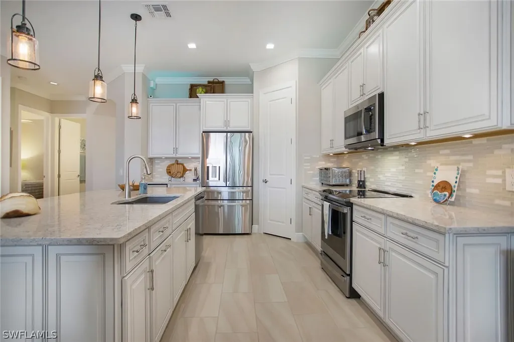 1461 Lucena Lane S Naples FL 34113