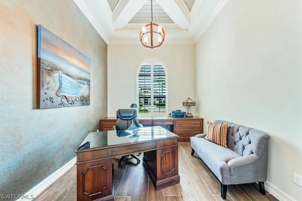 6590 Costa Circle Naples FL 34113