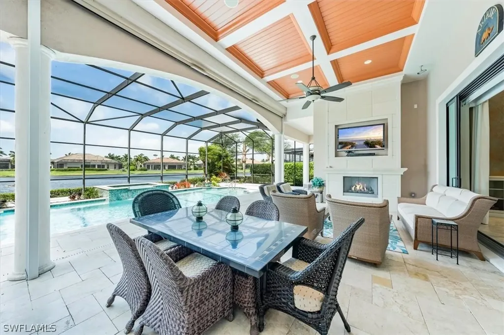 6590 Costa Circle Naples FL 34113