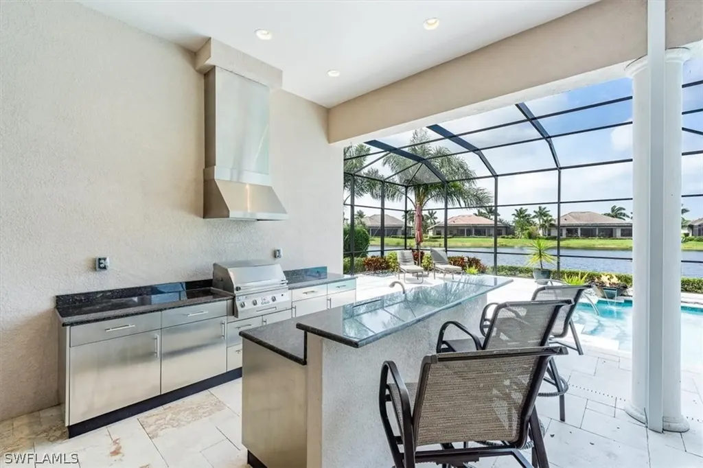 6590 Costa Circle Naples FL 34113