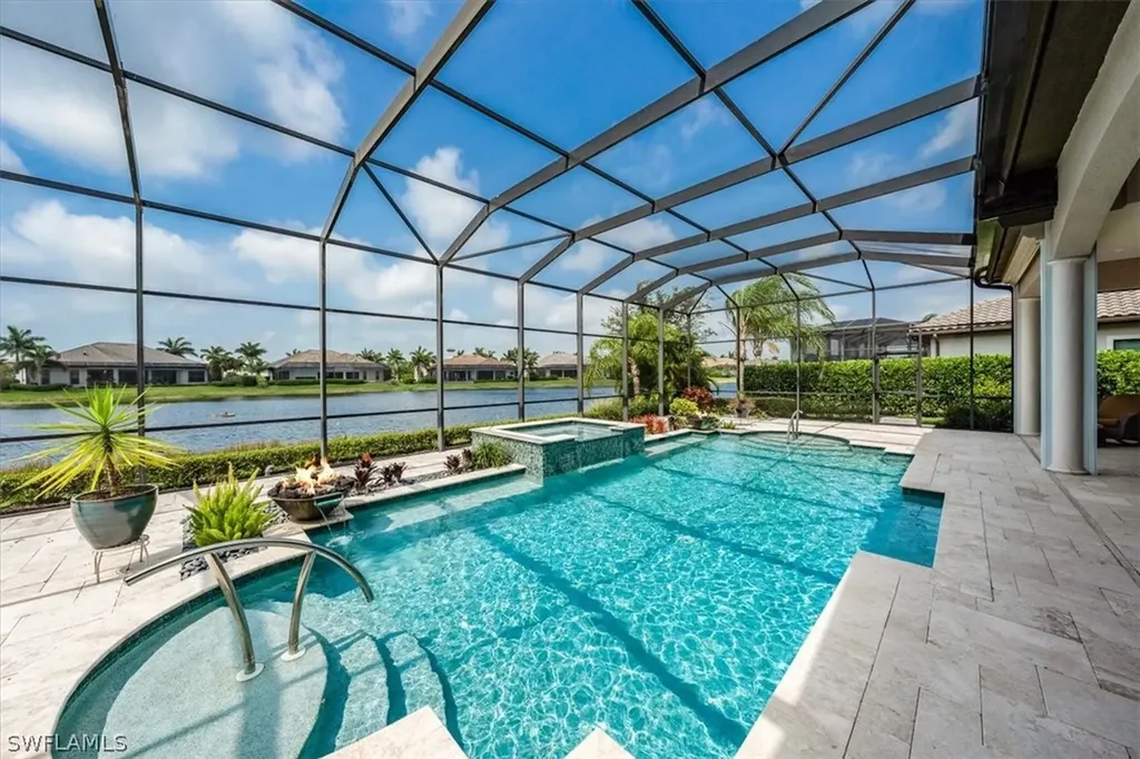 6590 Costa Circle Naples FL 34113