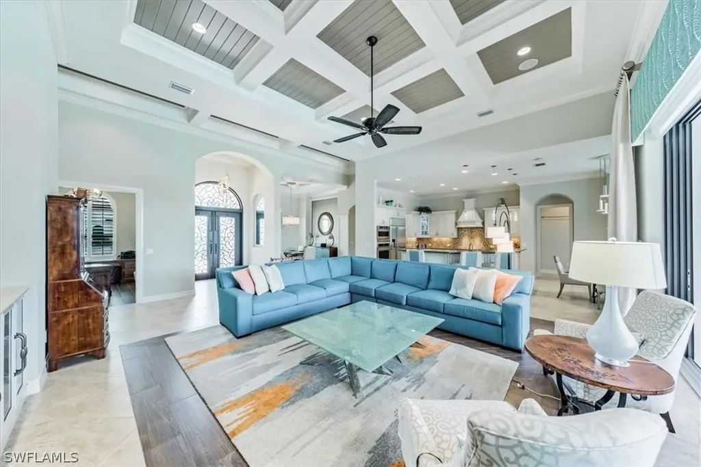 6590 Costa Circle Naples FL 34113