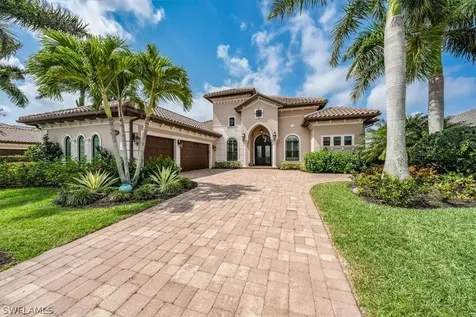 6590 Costa Circle Naples FL 34113