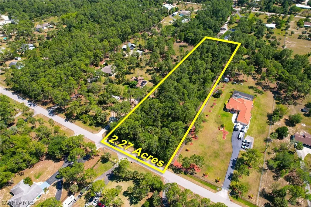 540 20th Avenue NE Naples FL 34120