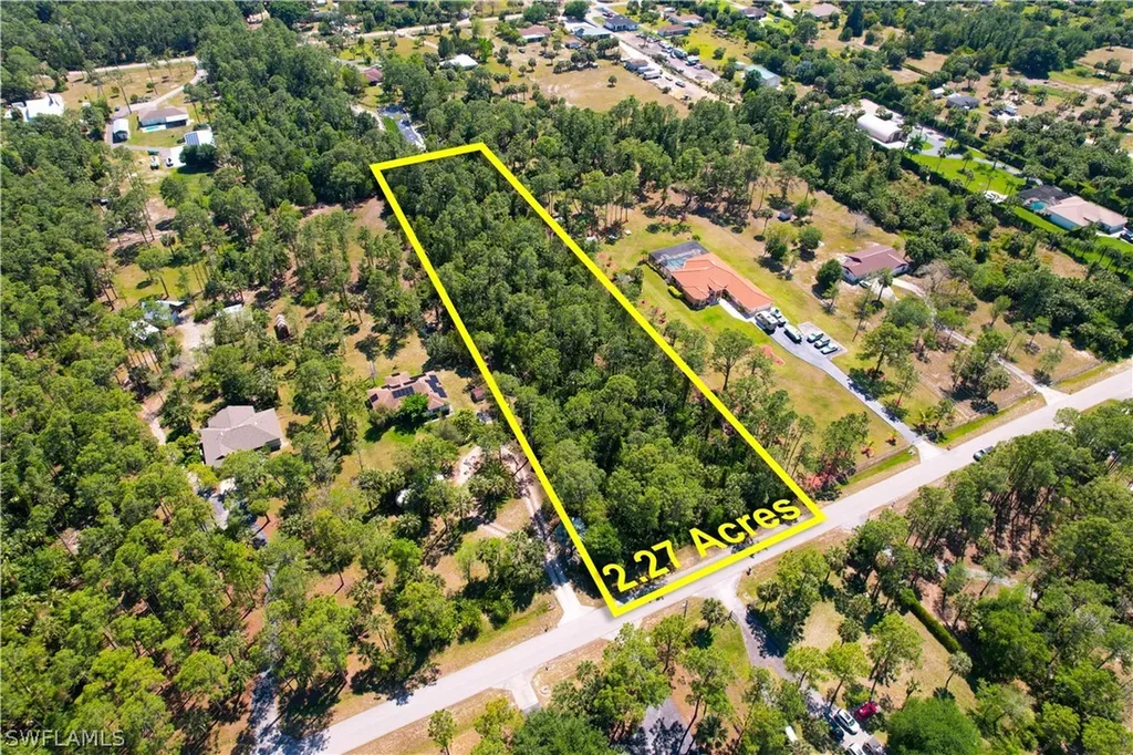 540 20th Avenue NE Naples FL 34120