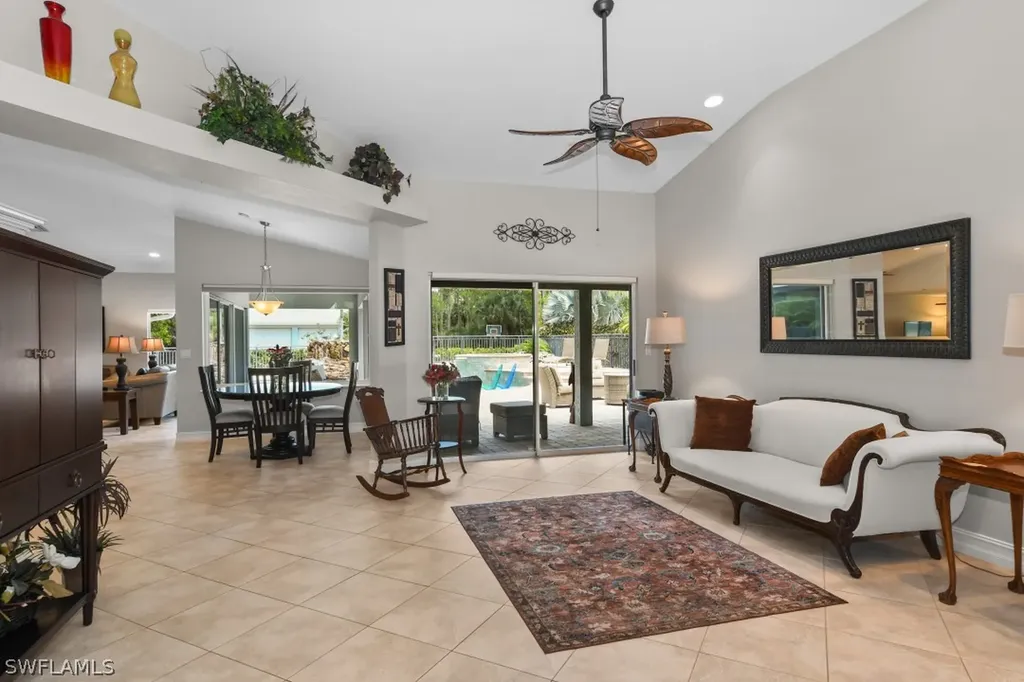 6141 Bur Oaks Lane Naples FL 34119
