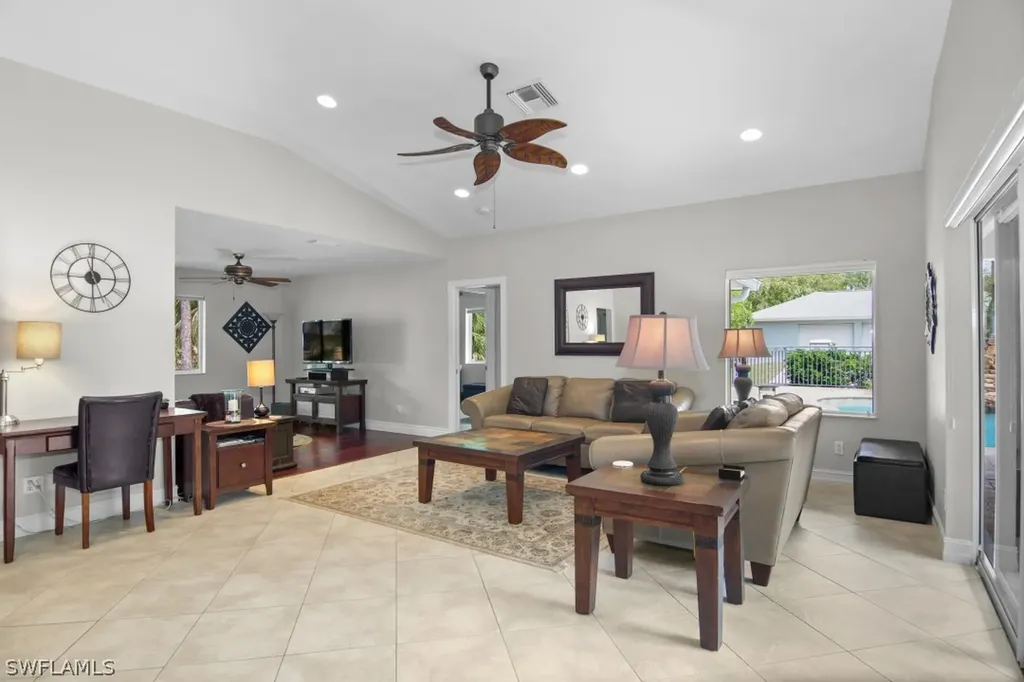 6141 Bur Oaks Lane Naples FL 34119
