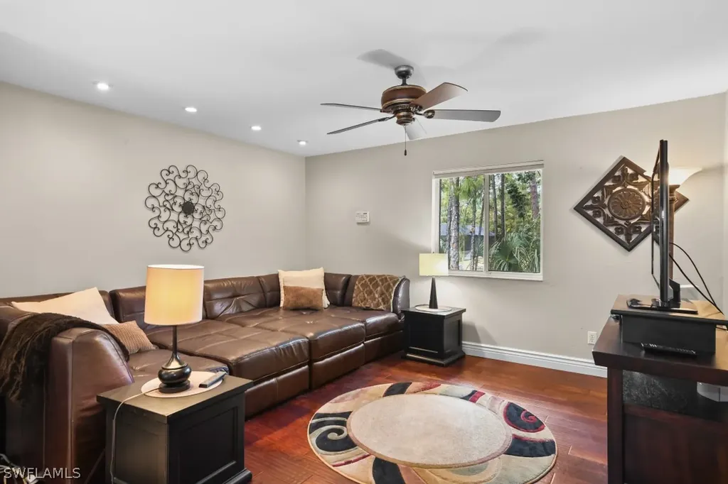 6141 Bur Oaks Lane Naples FL 34119