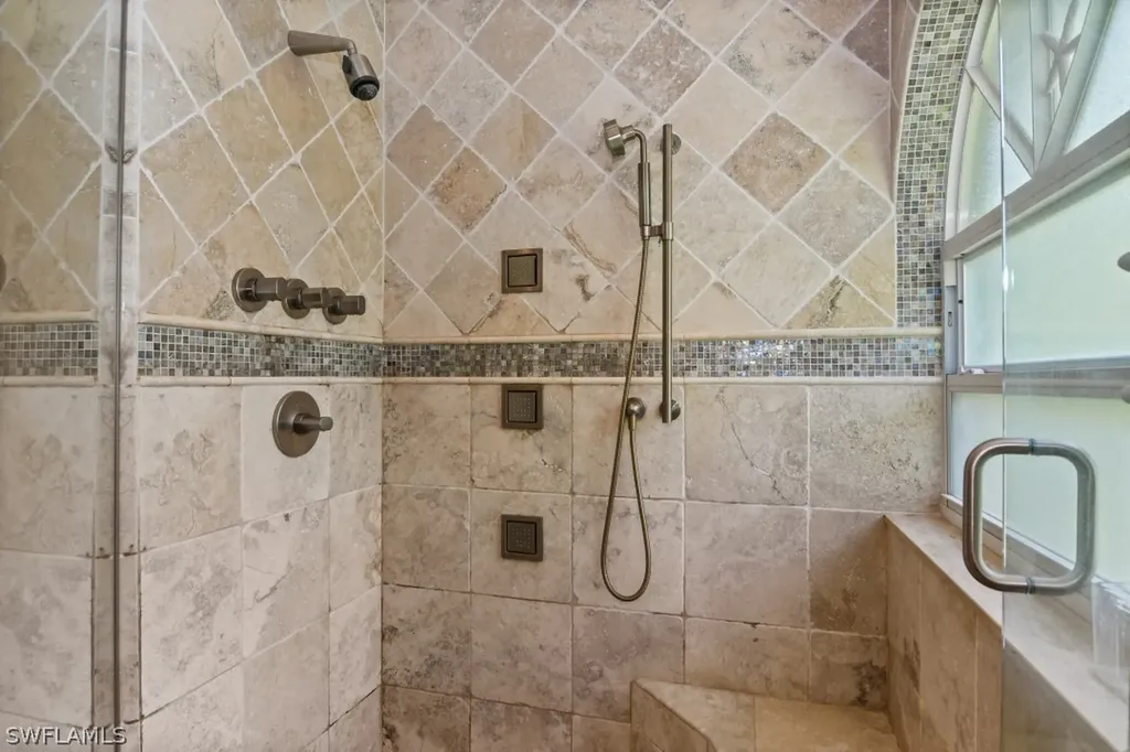 6141 Bur Oaks Lane Naples FL 34119