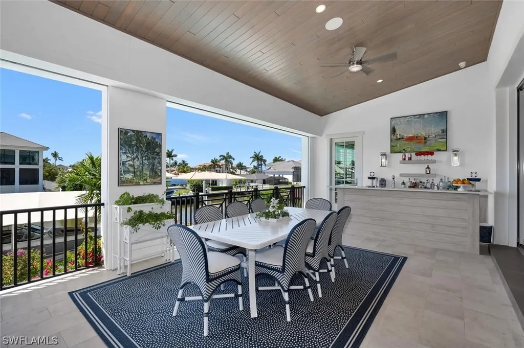 360 Heron Avenue Naples FL 34108