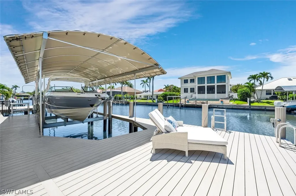360 Heron Avenue Naples FL 34108