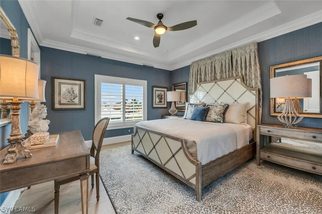 360 Heron Avenue Naples FL 34108