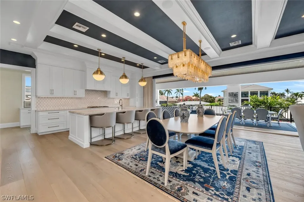 360 Heron Avenue Naples FL 34108