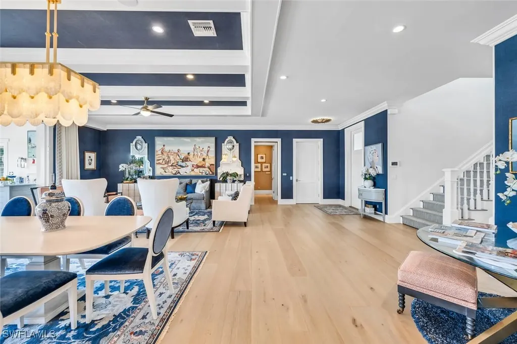 360 Heron Avenue Naples FL 34108
