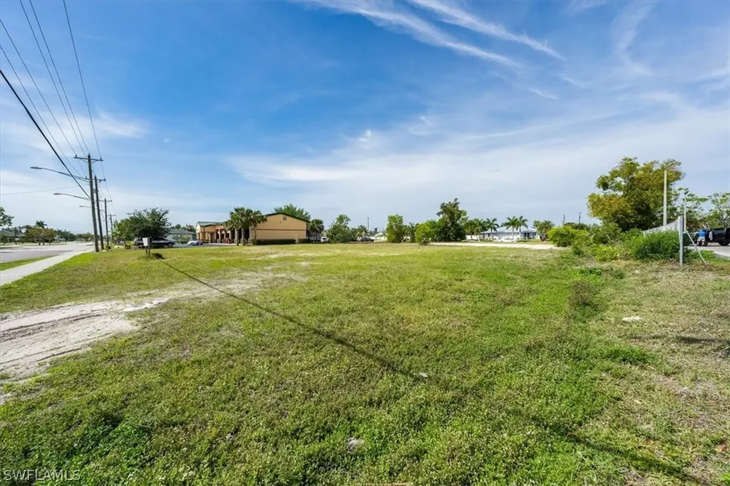 3834 Chiquita Boulevard S Cape Coral FL 33914