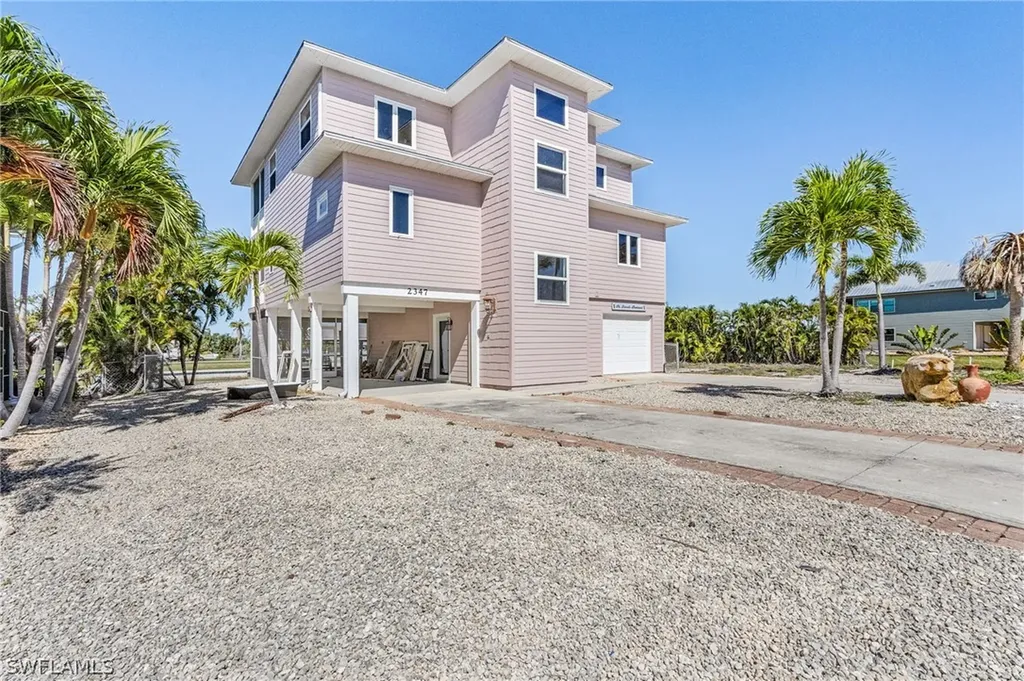 2347 Sycamore Street St. James City FL 33956