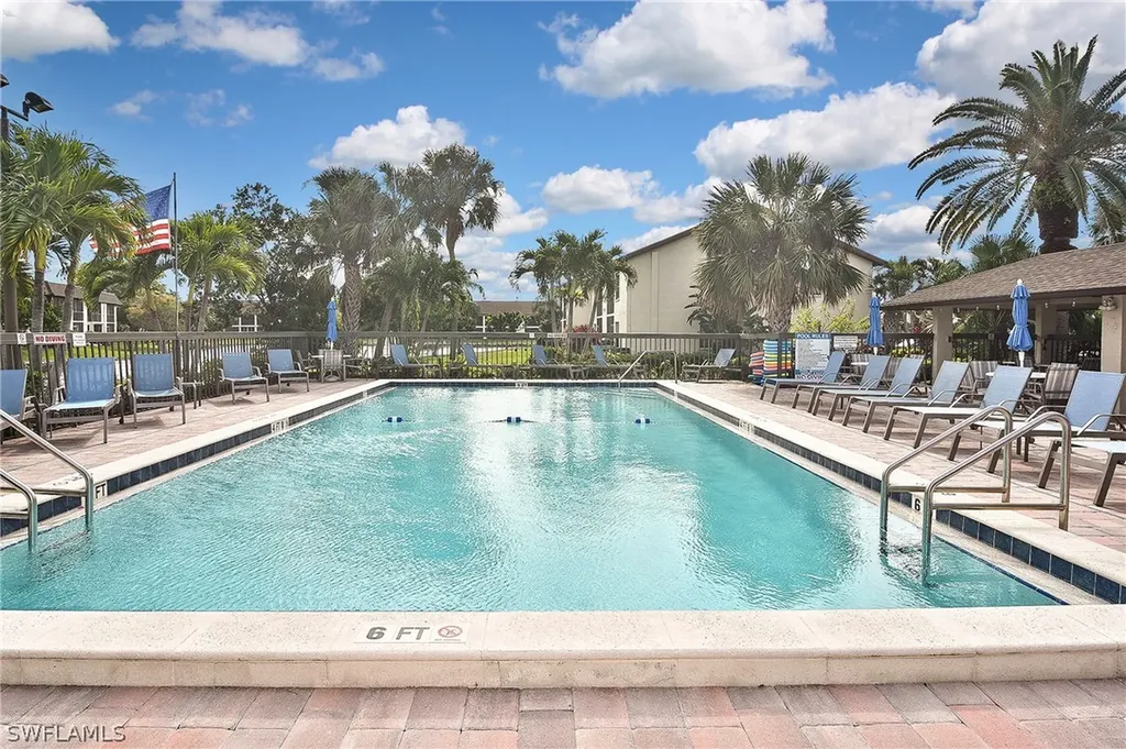 9285 Lake Park Drive Fort Myers FL 33919