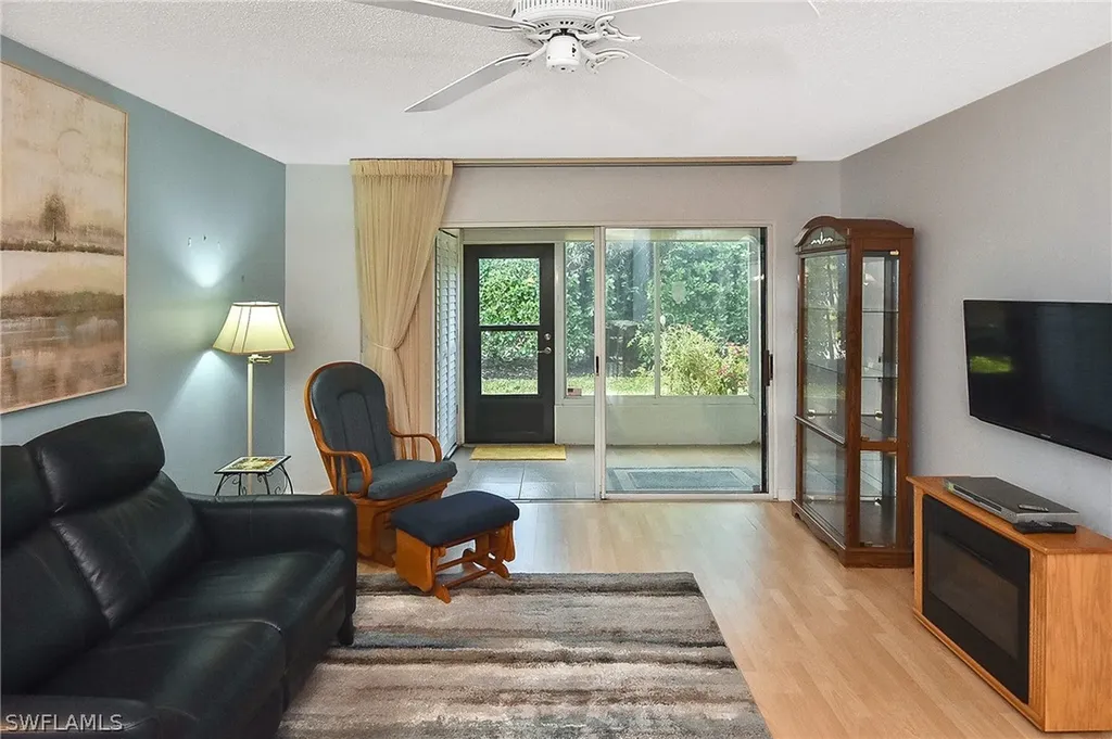 9285 Lake Park Drive Fort Myers FL 33919