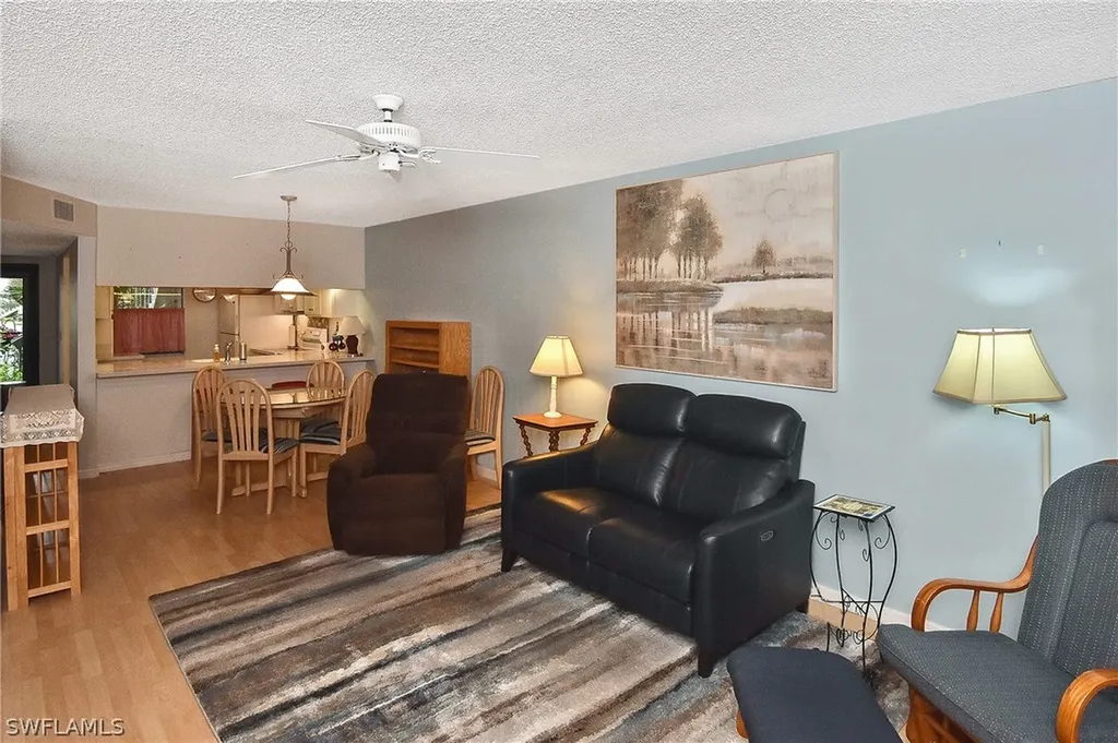 9285 Lake Park Drive Fort Myers FL 33919
