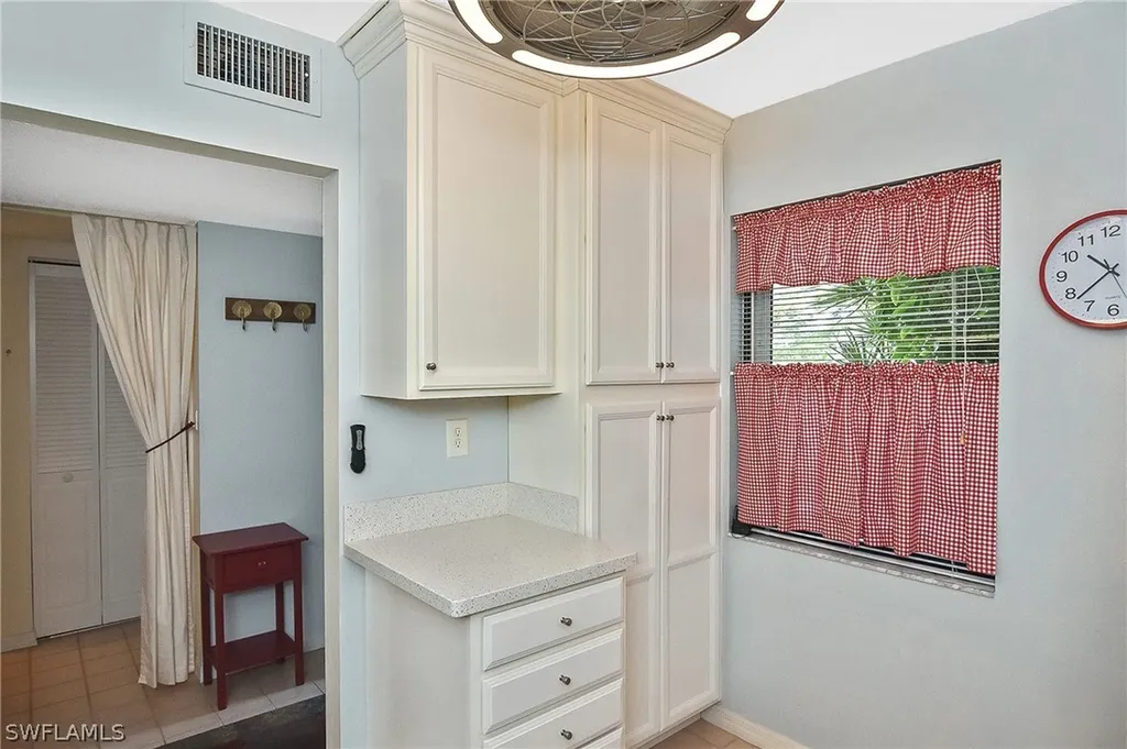 9285 Lake Park Drive Fort Myers FL 33919