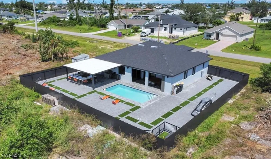 1914 SW 4th Street Cape Coral FL 33991