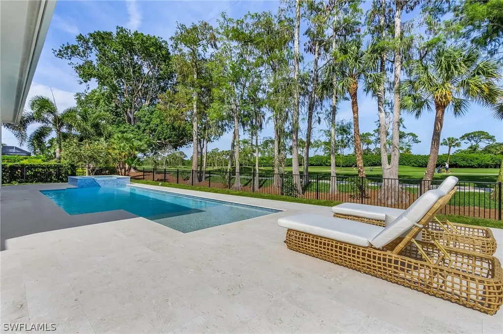 130 Burning Tree Drive Naples FL 34105