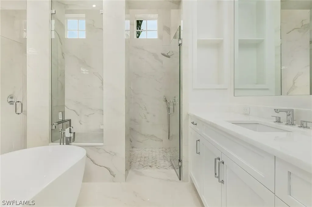 130 Burning Tree Drive Naples FL 34105