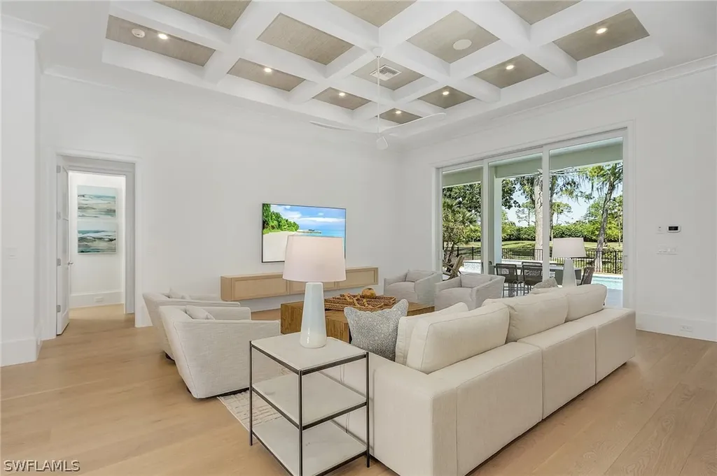 130 Burning Tree Drive Naples FL 34105