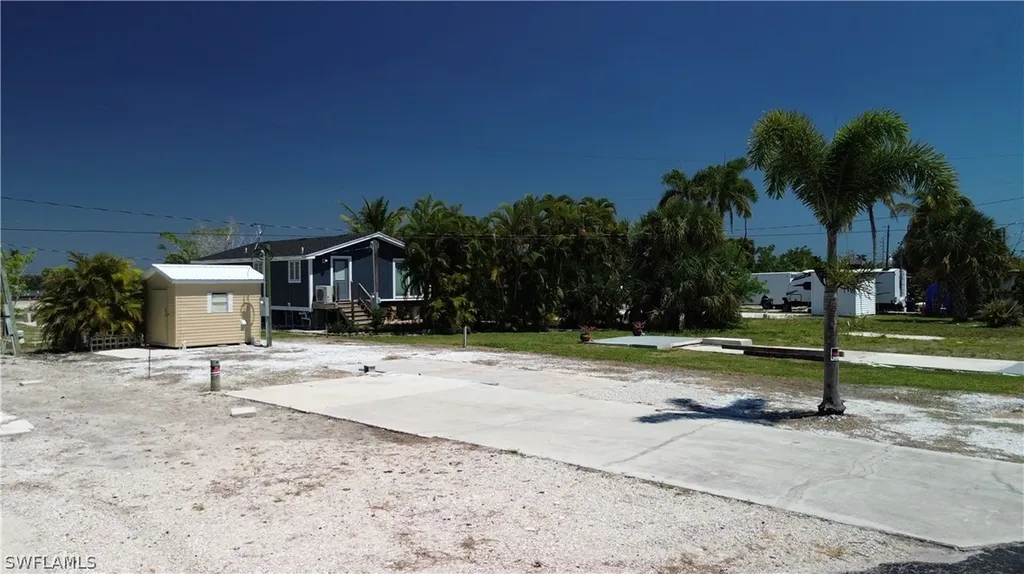 41 Helen Lane Fort Myers Beach FL 33931