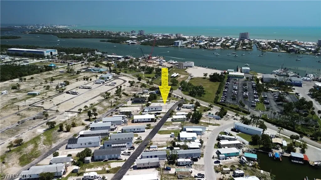 41 Helen Lane Fort Myers Beach FL 33931