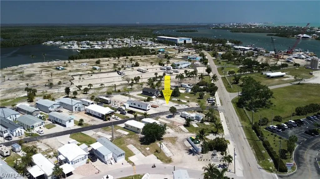 41 Helen Lane Fort Myers Beach FL 33931