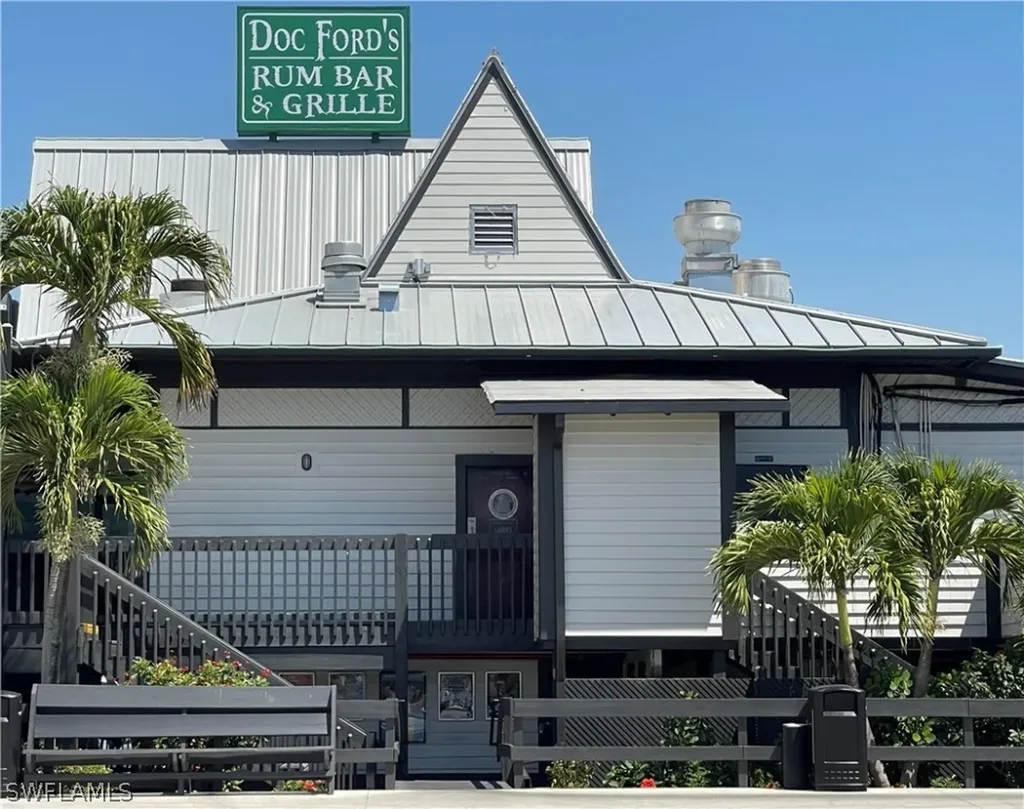 41 Helen Lane Fort Myers Beach FL 33931