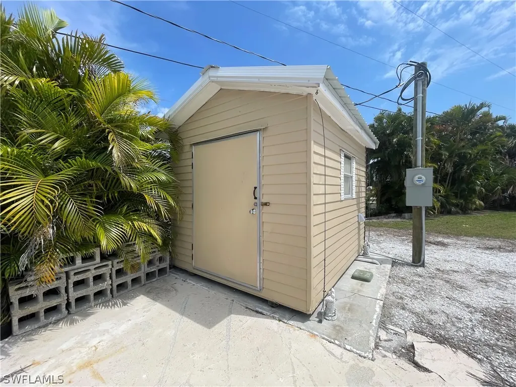 41 Helen Lane Fort Myers Beach FL 33931