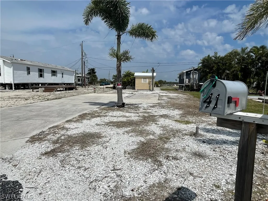 41 Helen Lane Fort Myers Beach FL 33931