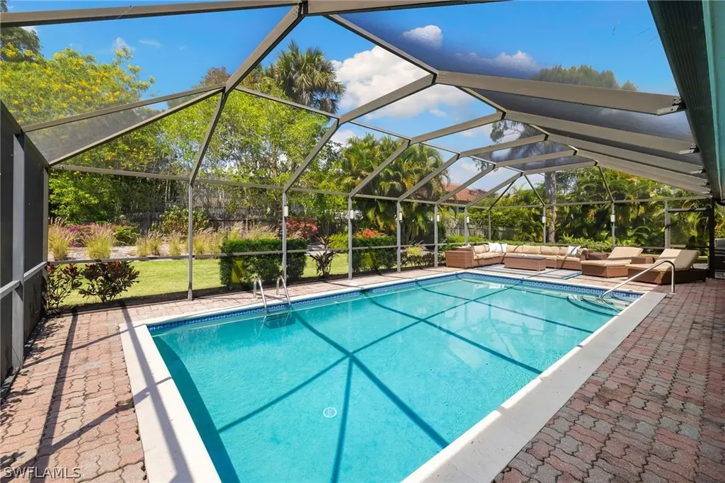 675 Yucca Road Naples FL 34102