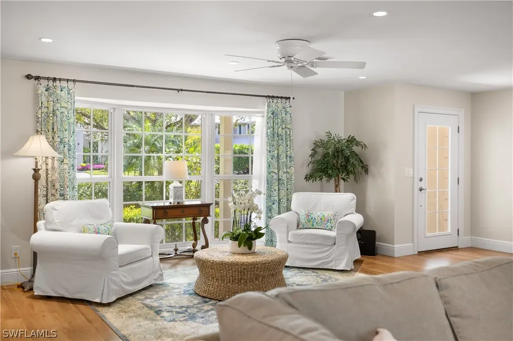 675 Yucca Road Naples FL 34102